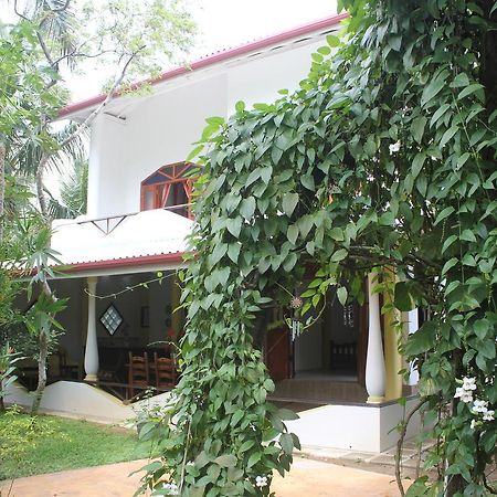 Dionis Villa Unawatuna Szoba fotó